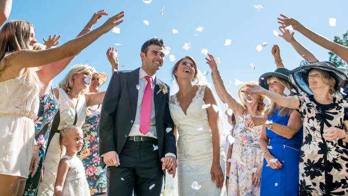 an image of a couple getting married to represent HR in the bridal retail sector